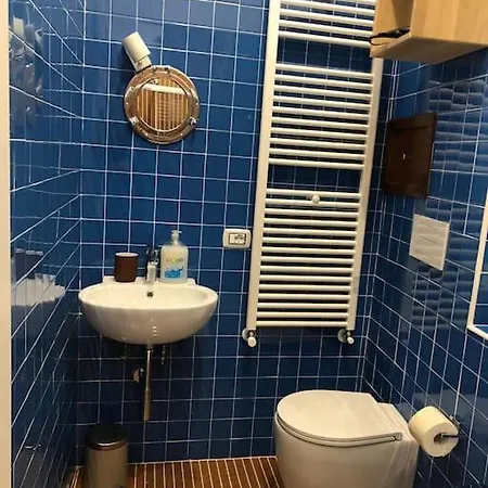 Casa Da “nonna Iolanda” Centro Storico * Napoli